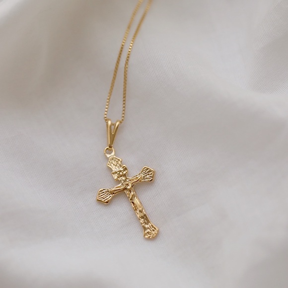 Crucifix Necklace | 18k Gold Filled - Picture 7 of 9